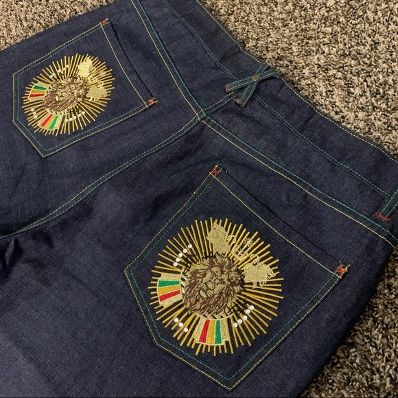 Embroidered Denim Jeans - Picture 9 of 10